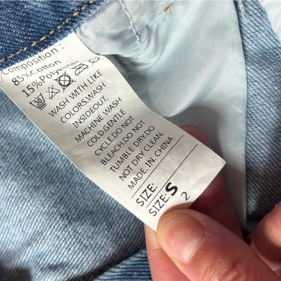 Stylish Light Blue Jean Shorts for Women - Picture 5 of 8